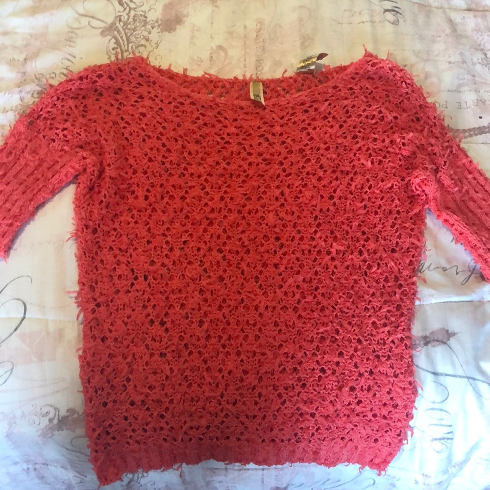 coral pink shirt